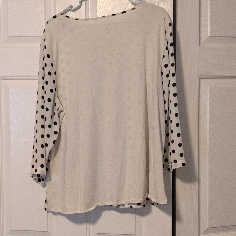 Van Heusen Women's Polka Dot Tunic Top - Picture 3 of 5